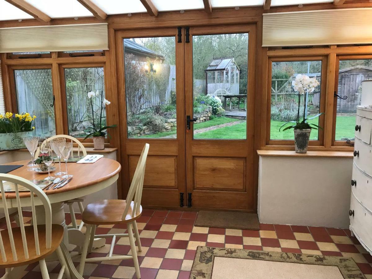 Bells Cottage Alderton  外观 照片