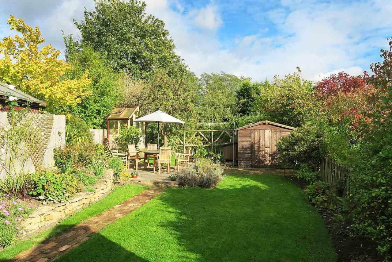 Bells Cottage Alderton  外观 照片